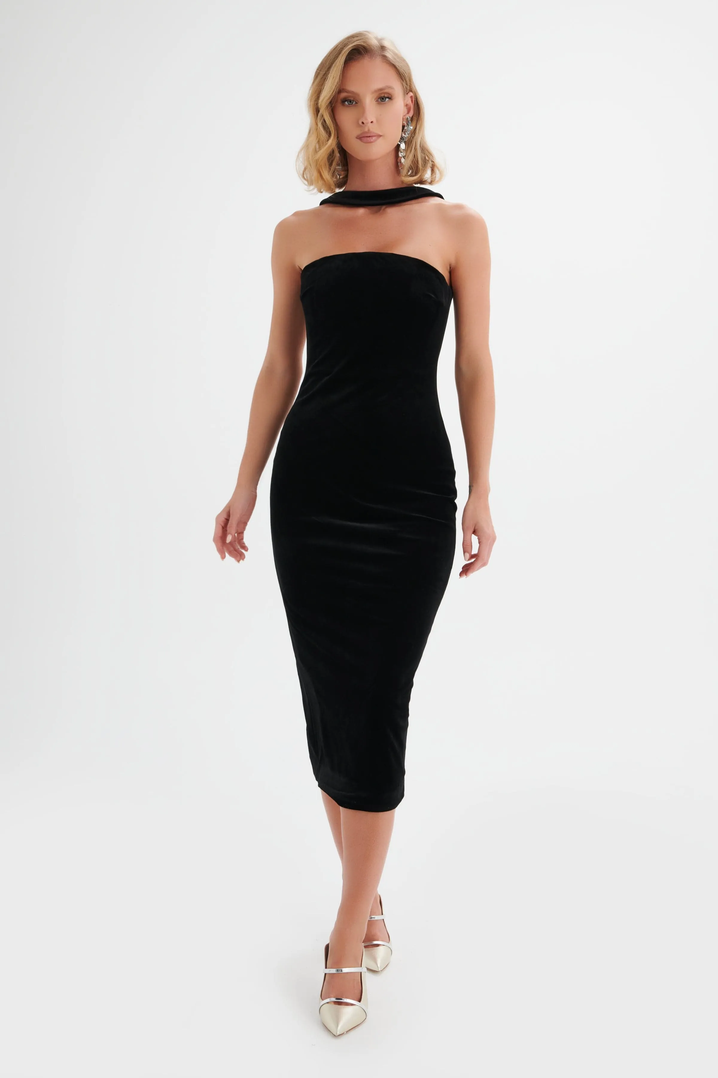 AMBER High Neck Bandeau Velvet Midi Dress in Black