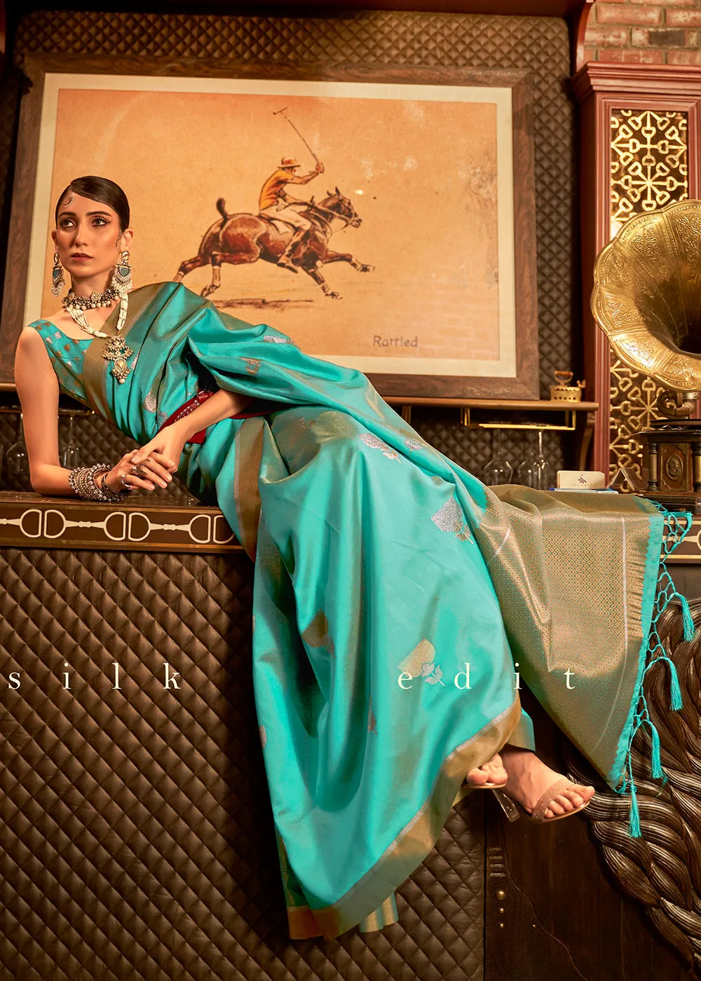 Aqua Green Handloom Silk Weaving Contemporary Saree