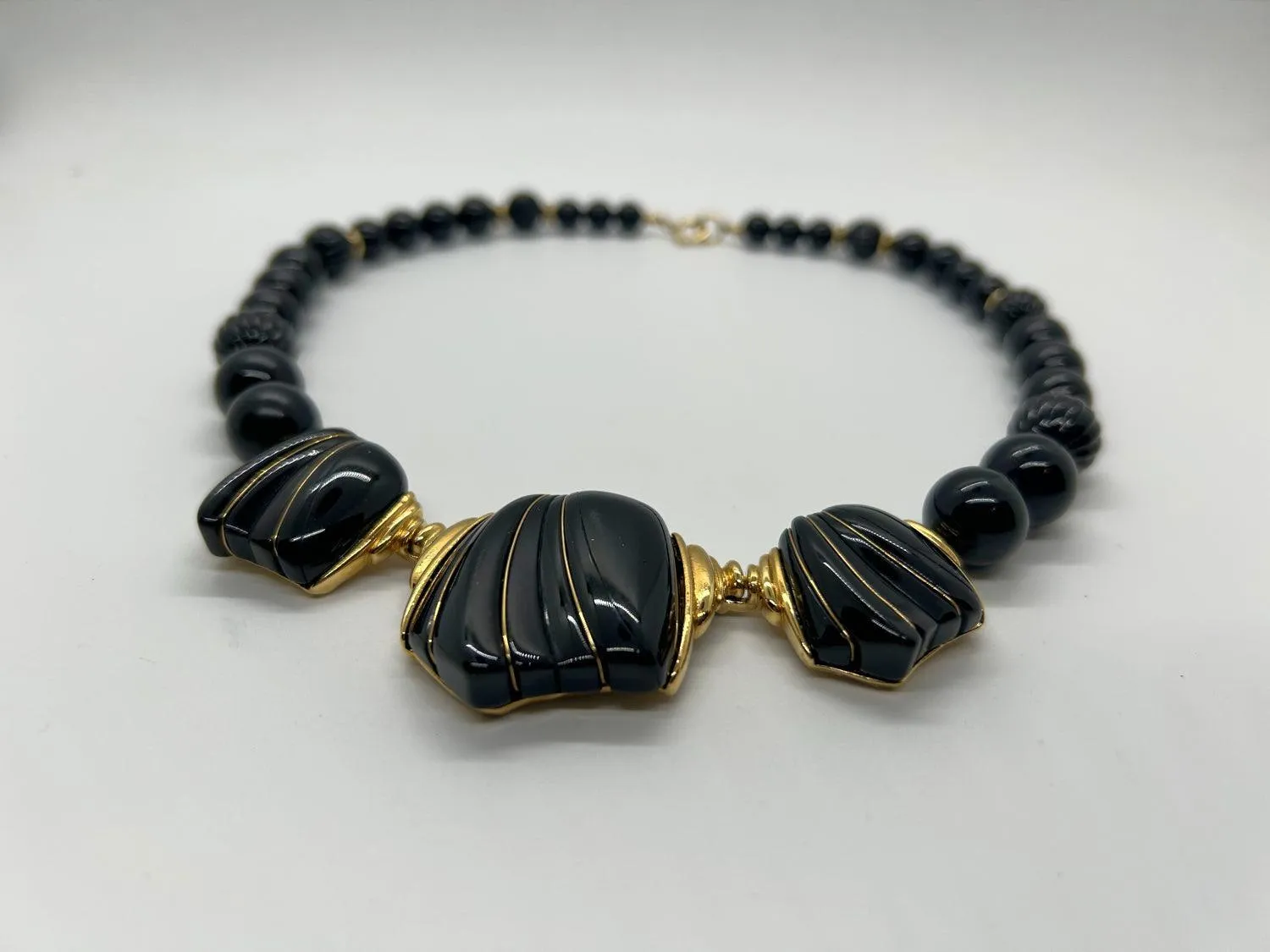 Chic Black and Gold Trifari Necklace