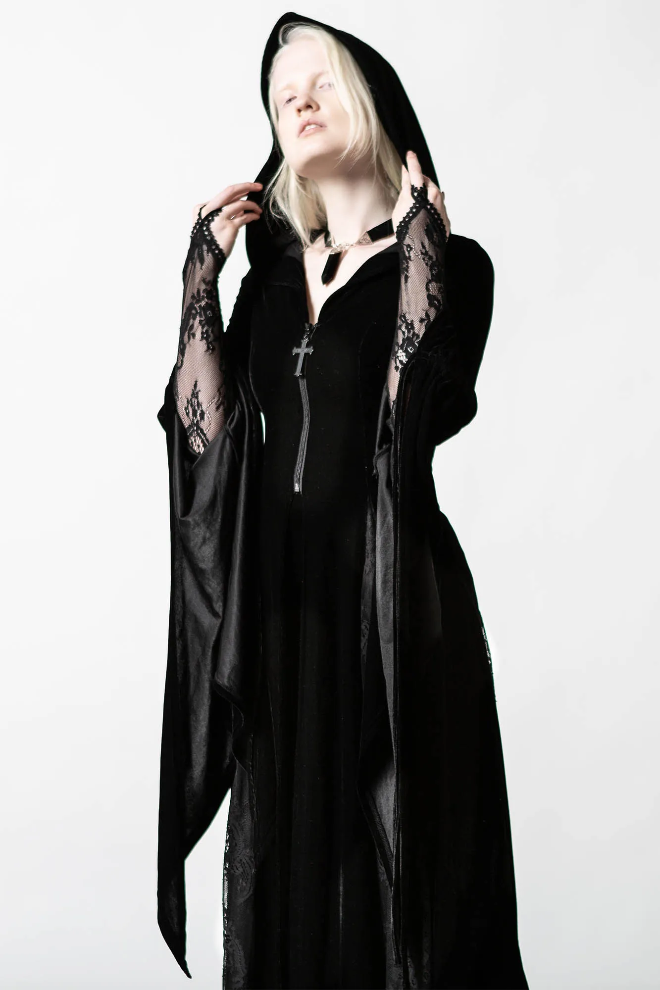 Dark Descent Hooded Duster [B] - Resurrect