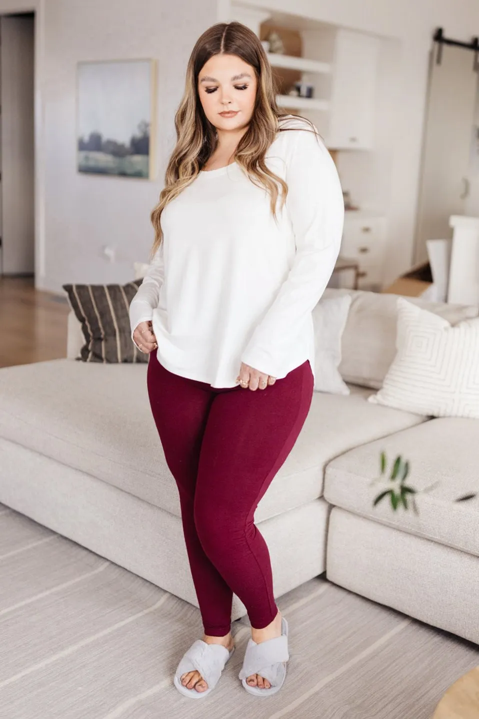 DOORBUSTER Living in Style High Waist Leggings in Burgundy