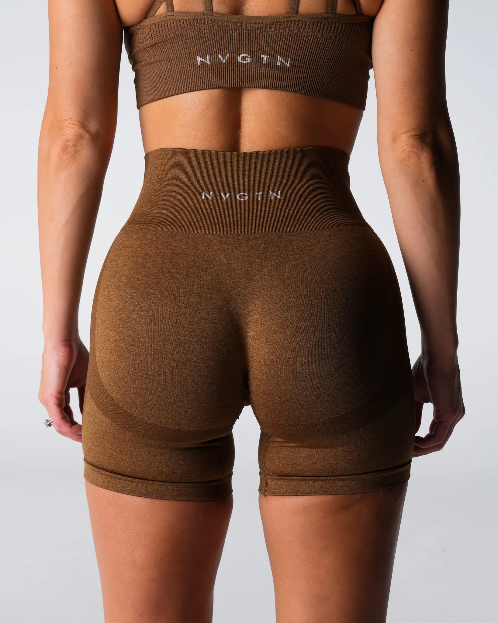 Mocha Performance Seamless Shorts