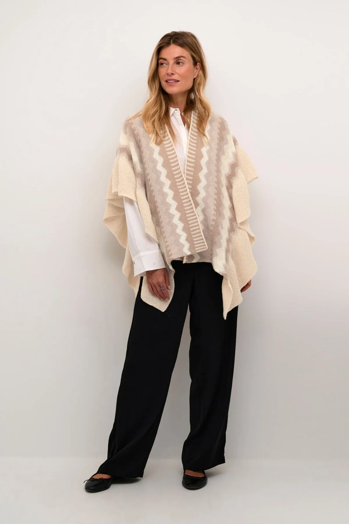 MULTI BEIGE KNIT SCARF CAPE