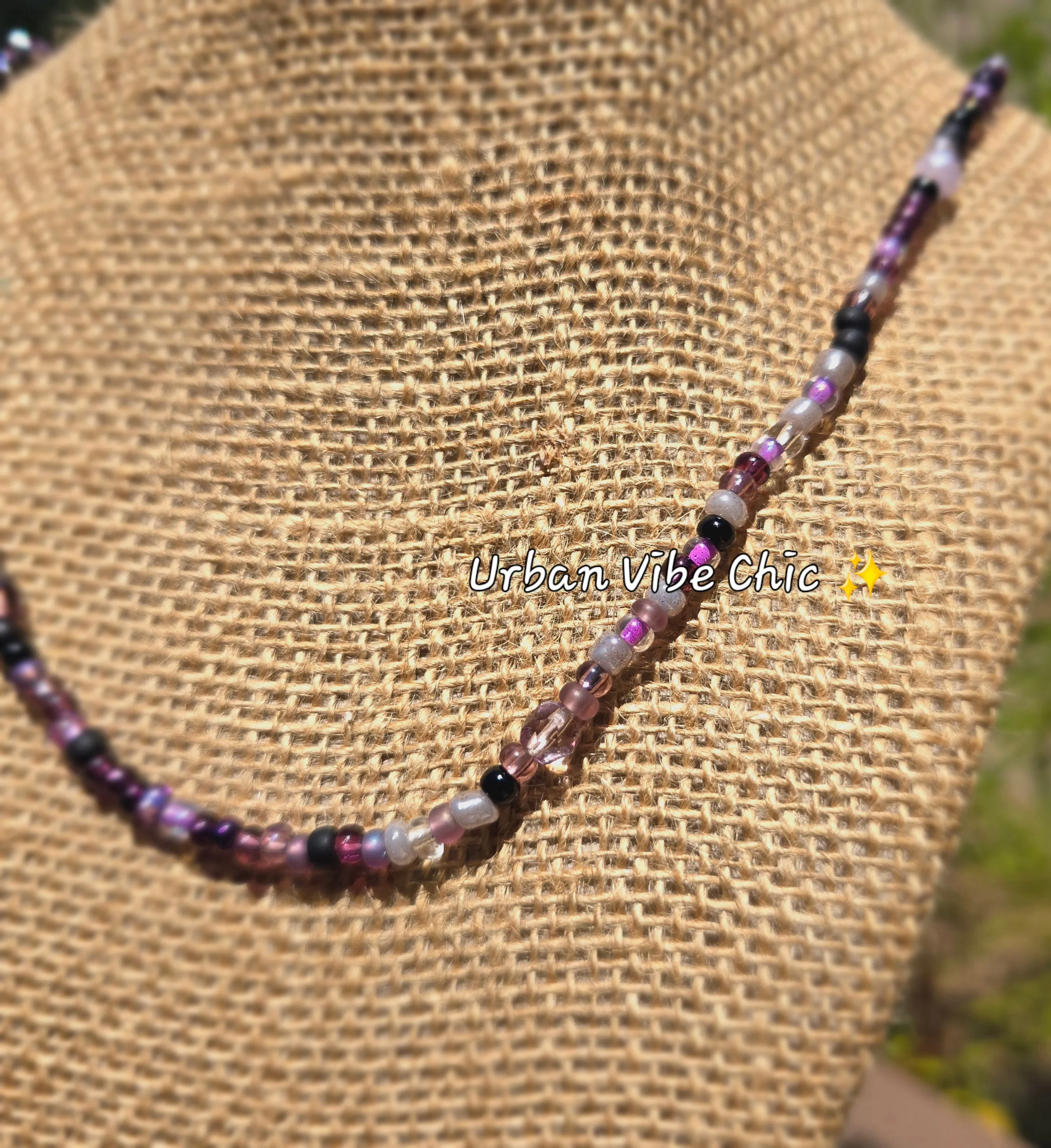 Purple Knight Daisy Beaded Necklace |Flower Bead Bead Necklace | Urban Vibe Chic | Seed Bead Jewelry