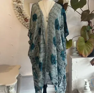 Silk Cape – Teal