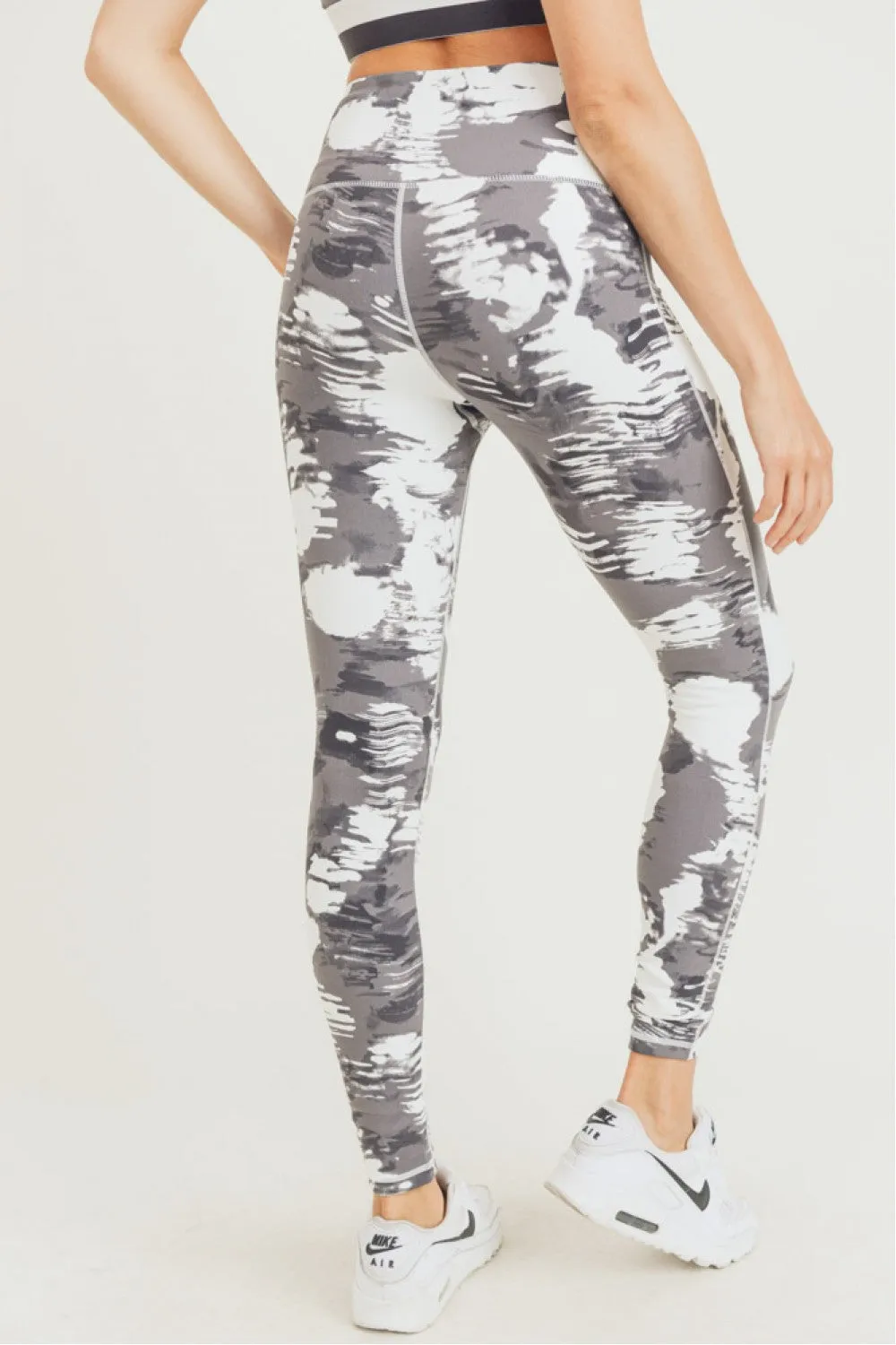 White Clouds Highwaist Leggings - Mono B