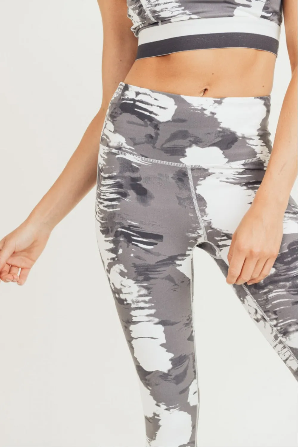 White Clouds Highwaist Leggings - Mono B