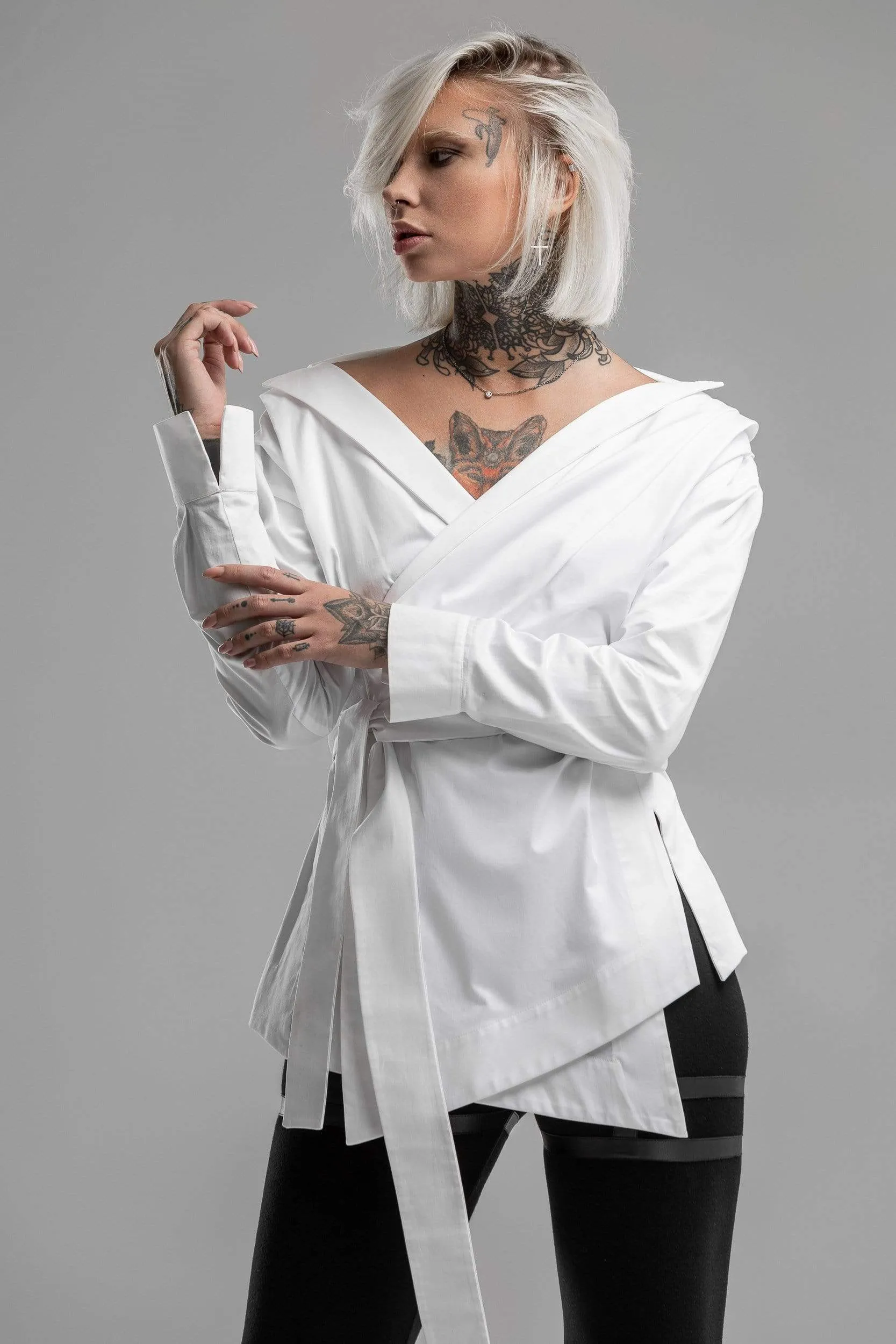 White Lotus Women's Shirt